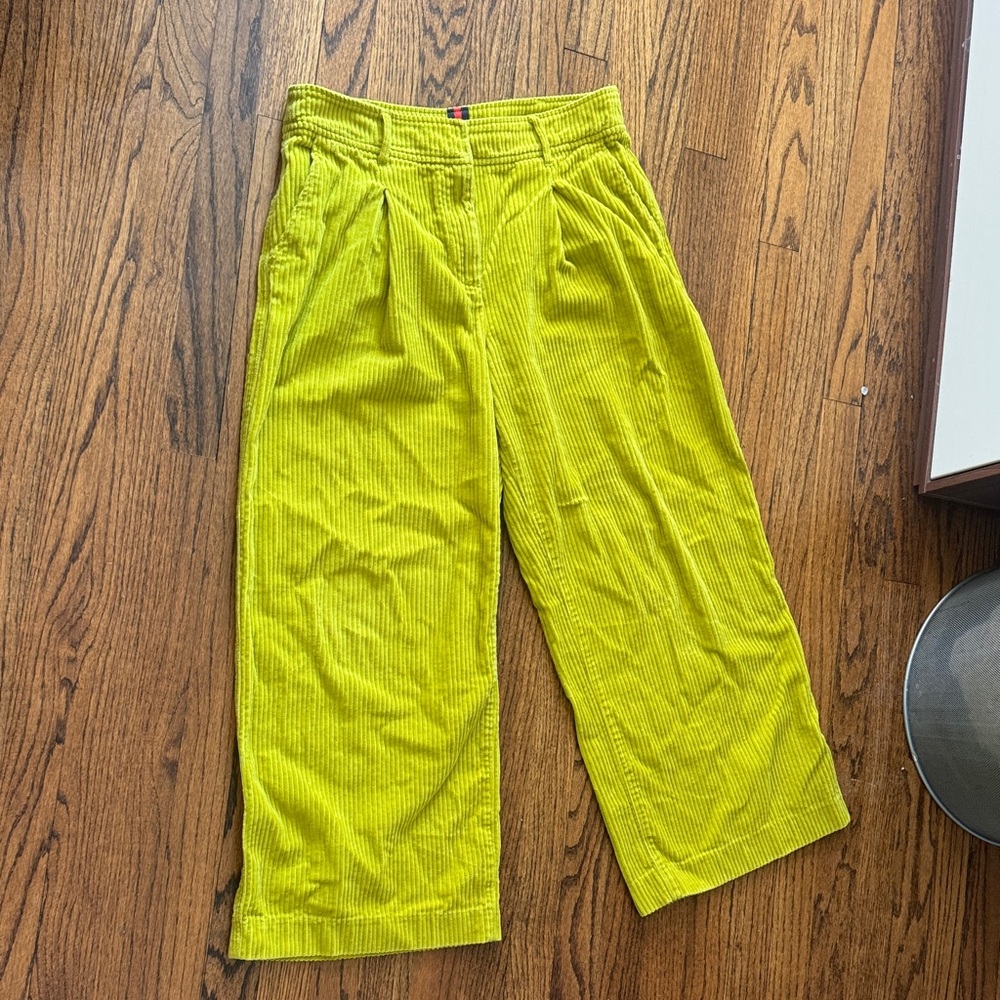 Boden Chiswick Corduroy Trousers (chartreuse)